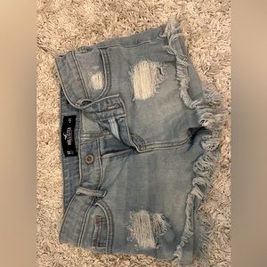 Hollister shorts size 00
